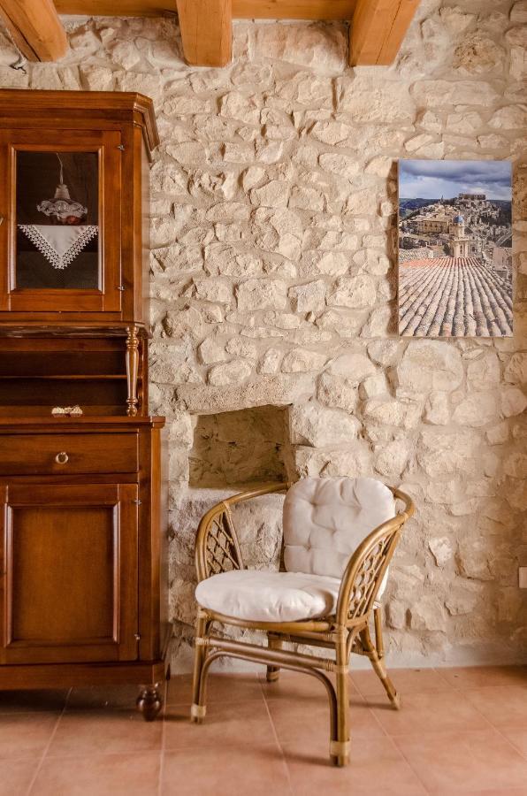 Vivere Gli Iblei - Maison En Plain Air Ragusa Ngoại thất bức ảnh